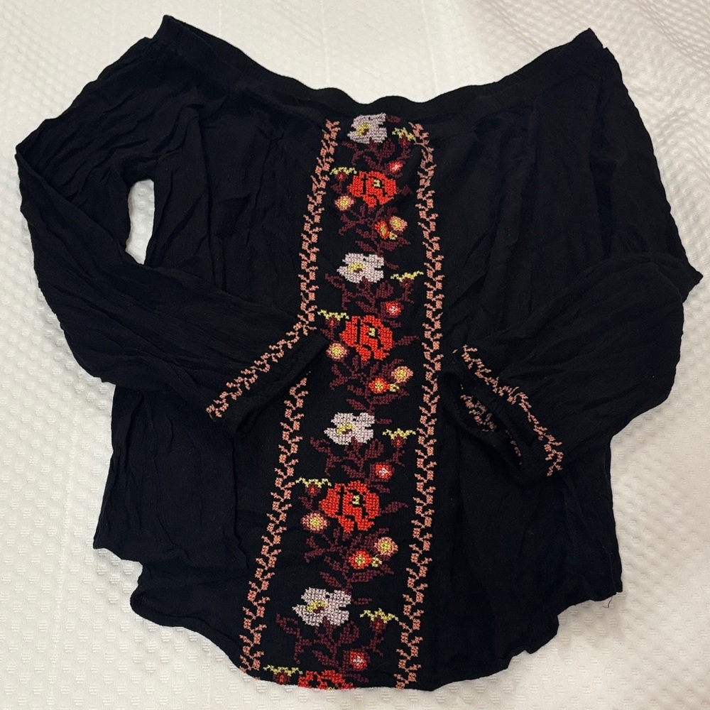 Old Navy Black Blouse with Floral Embroidery